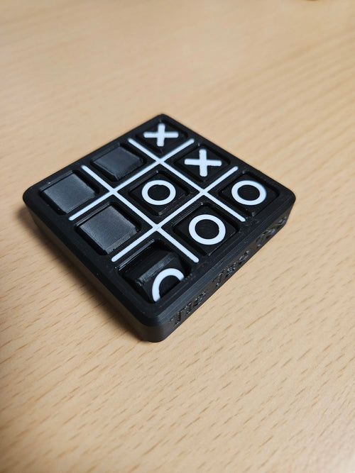 Anahtarlıklı XOX Tic Tac Toe Oyunu – Taşınabilir Mini Zeka Oyunu Anahtarlık