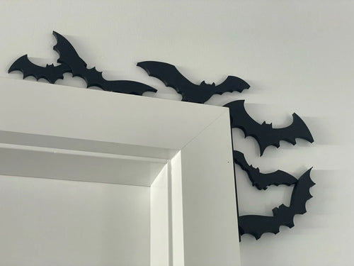 Halloween Yarasa Kapı Köşe Dekoru – Gotik Kapı Pervazı Süsü