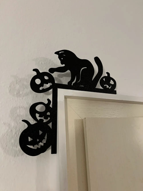 Halloween Kedi Kapı Köşe Dekoru – Siyah Kedi Kapı Pervazı Süsü