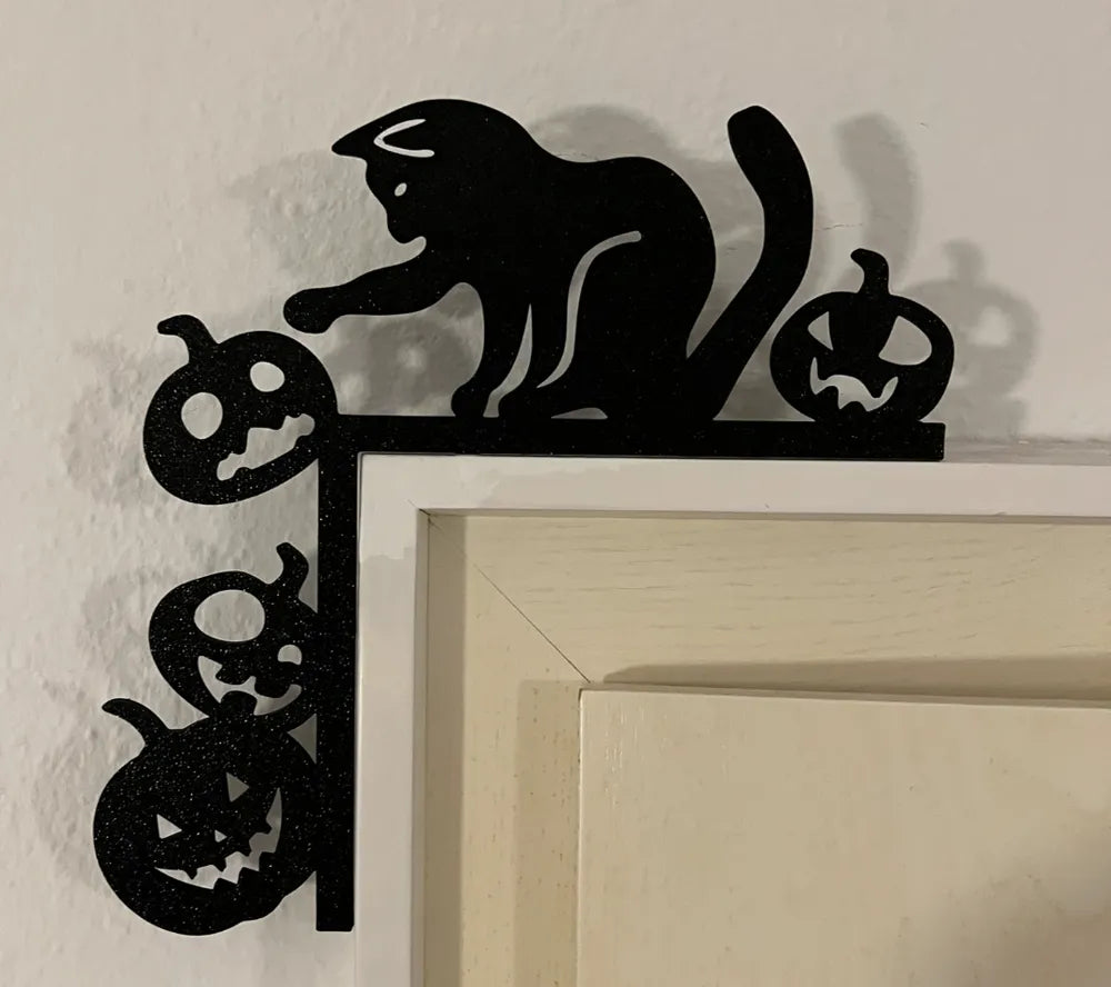 Halloween Kedi Kapı Köşe Dekoru – Siyah Kedi Kapı Pervazı Süsü