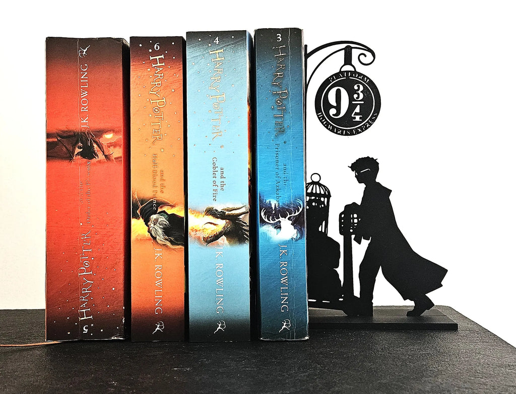 Harry Potter Temalı Kitap Tutucu – Dekoratif Kitaplık ve Raf Desteği